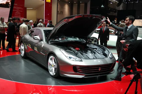 Ferrari GTC4Lusso — 6
