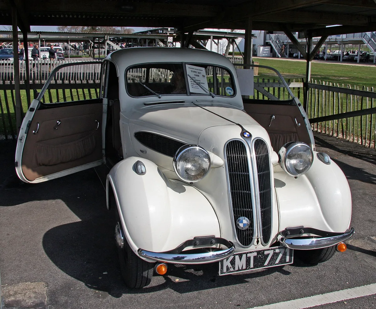 BMW 321