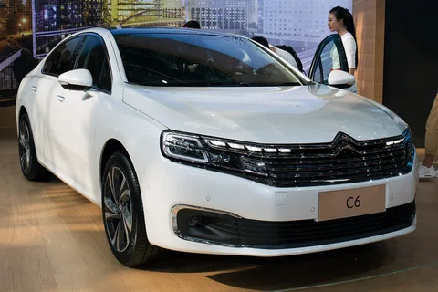 Citroën C6 — 8