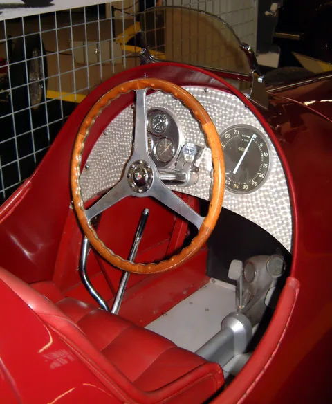 Alfa Romeo 12C — 4