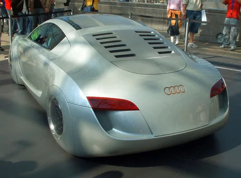 Audi RSQ — 8