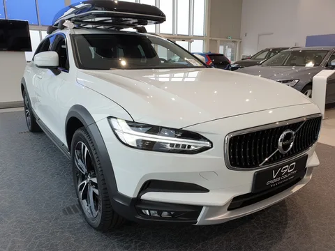 Volvo V90