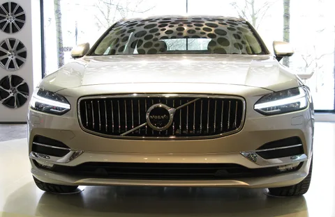 Volvo V90 — 4