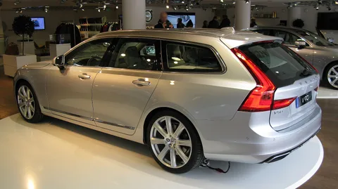 Volvo V90 — 8