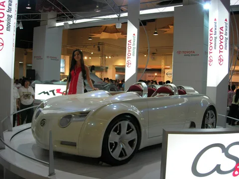 Toyota concept vehicles, 2000–2009#A-BAT — 6