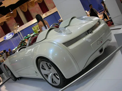 Toyota concept vehicles, 2000–2009#A-BAT — 7