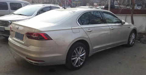 Volkswagen Phideon — 7