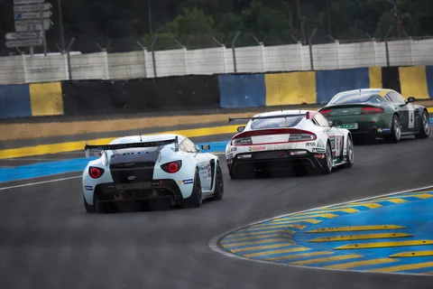 Aston Martin Vantage GT4 — 3
