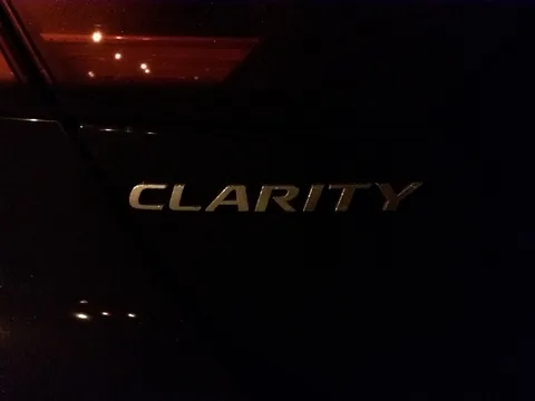 Honda Clarity FCV — 6