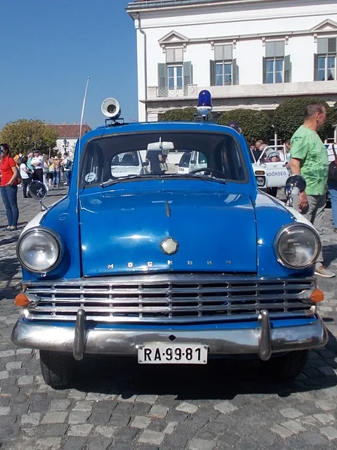 Moskvich 403 — 3