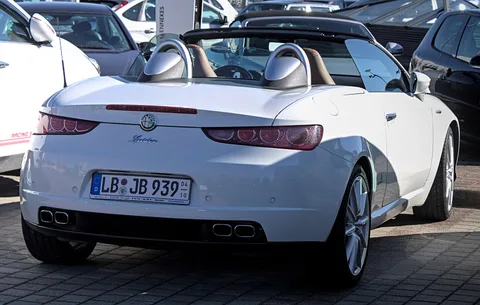 Alfa Romeo Spider Type 939 — 4