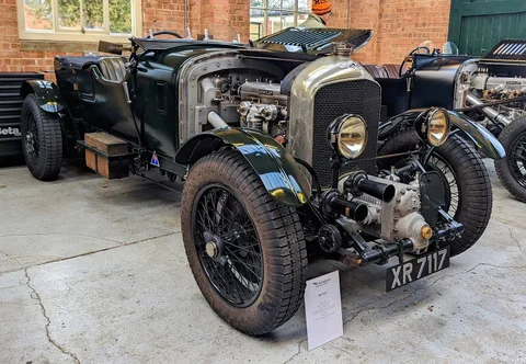 Bentley 4½ Litre — 3