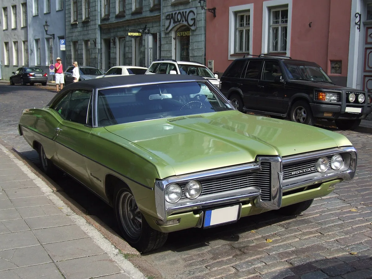 Pontiac Executive