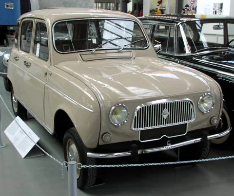 Renault 4 — 8