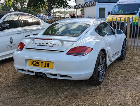 Porsche Cayman — 4