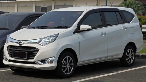 Daihatsu Sigra — 5