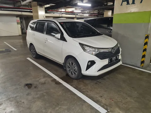 Daihatsu Sigra — 8