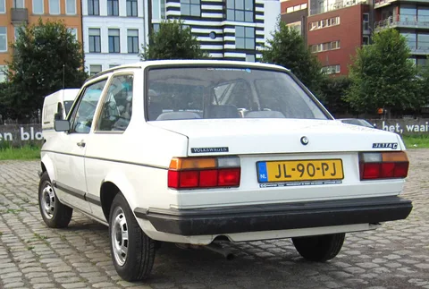 Volkswagen Jetta I — 8