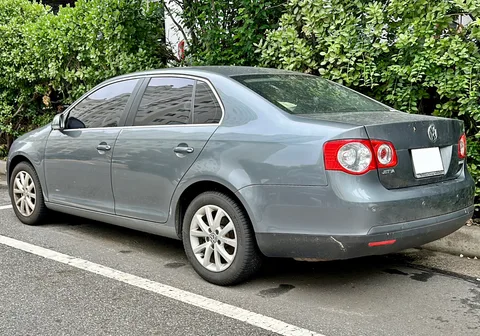 Volkswagen Jetta V — 5