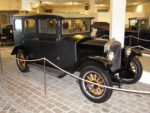 Volvo PV4 — 3