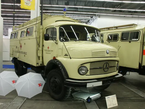 Mercedes-Benz LA 911 — 5