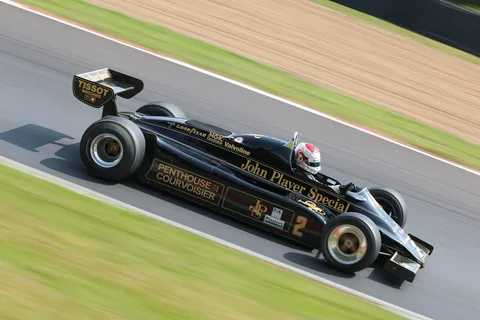 Lotus 91 — 7
