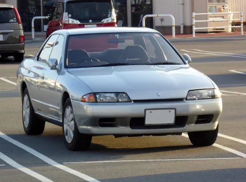 Nissan Skyline (R32)