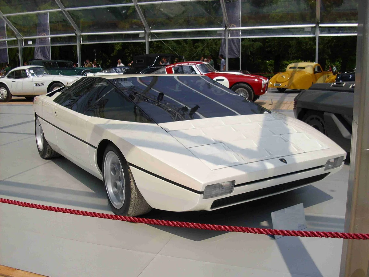 Lamborghini Bravo