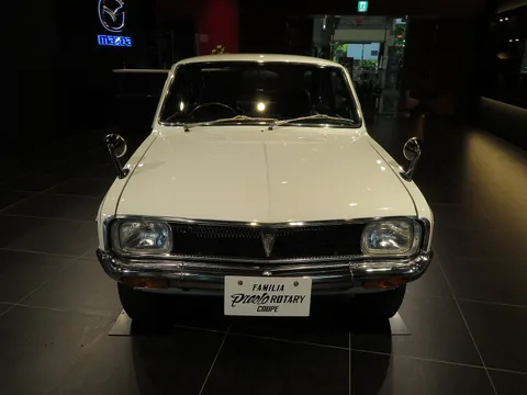 Mazda Familia Rotary — 6