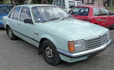 Holden Commodore (VB) — 4