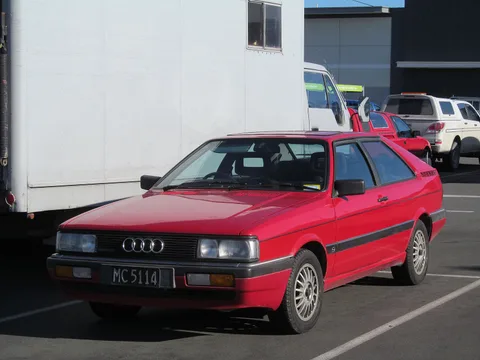 Audi Coupé (B2) — 8