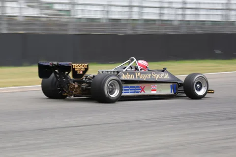 Lotus 87 — 2