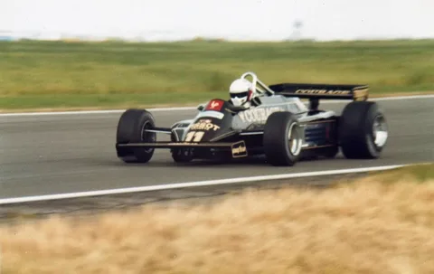 Lotus 87 — 3