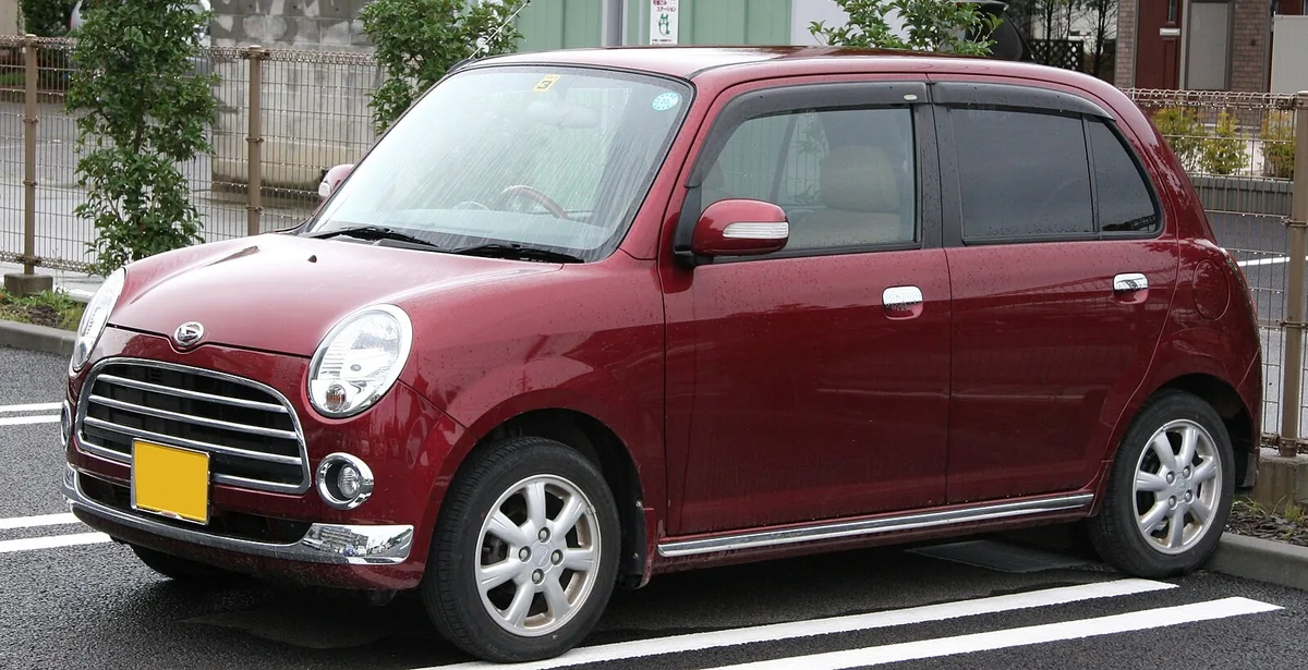 Daihatsu Mira Gino