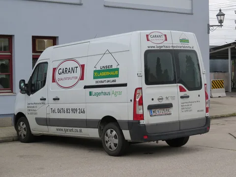 Nissan NV400 — 5
