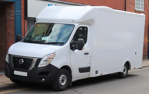 Nissan NV400 — 7