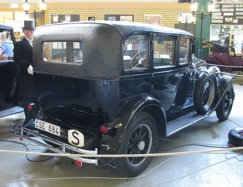 Volvo PV650 Series — 3