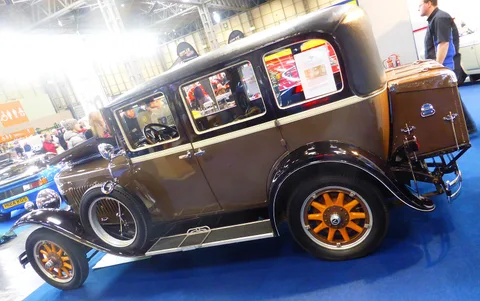 Volvo PV650 Series — 6