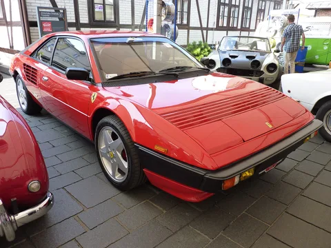 Ferrari Mondial — 3
