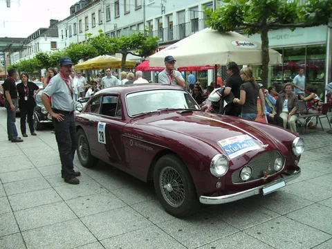 Aston Martin DB Mark III — 2