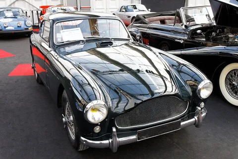 Aston Martin DB Mark III — 5