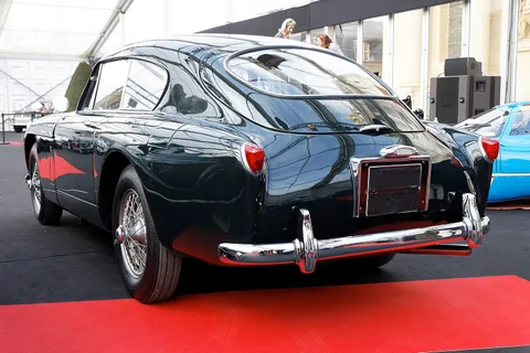 Aston Martin DB Mark III — 6