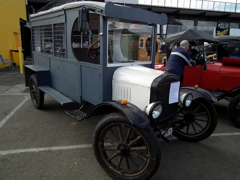 Ford Model TT — 6