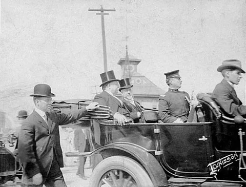 Presidential state car — 3