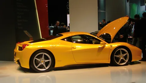 Ferrari 458 — 8