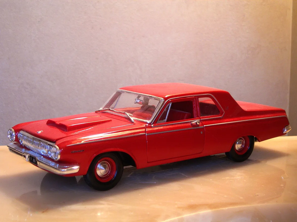 Dodge 330