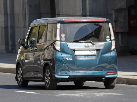 Toyota Tank — 8