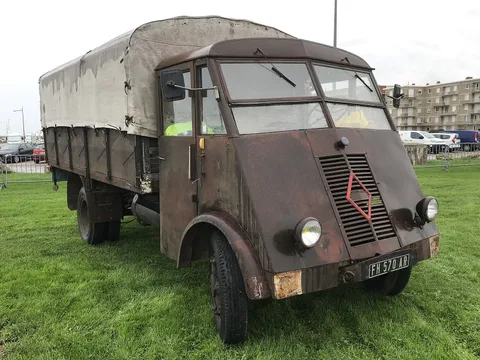 Renault AHx — 3