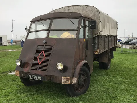 Renault AHx — 5