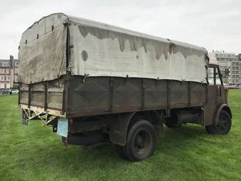 Renault AHx — 6